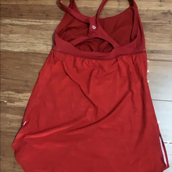 Lululemon sz 4 tank - Picture 2 of 3